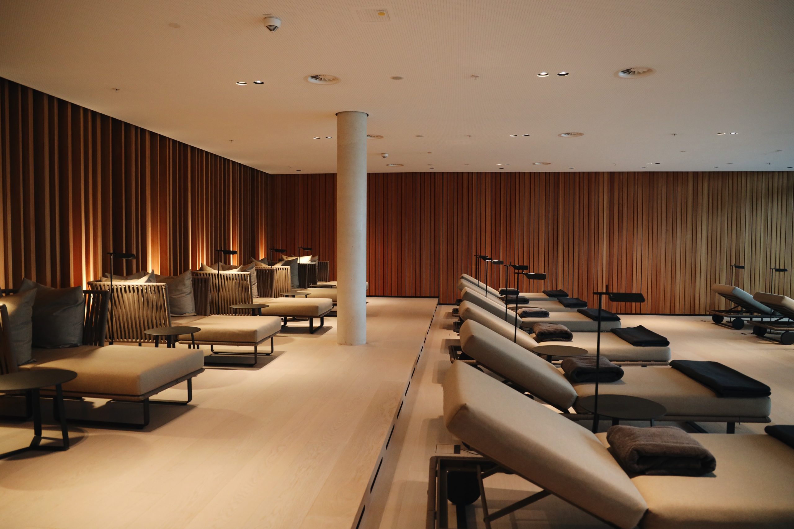 Tegernsee | Liegen Indoor 1 scaled