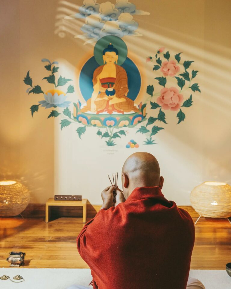 Vana | Longevity travel Meditation Room