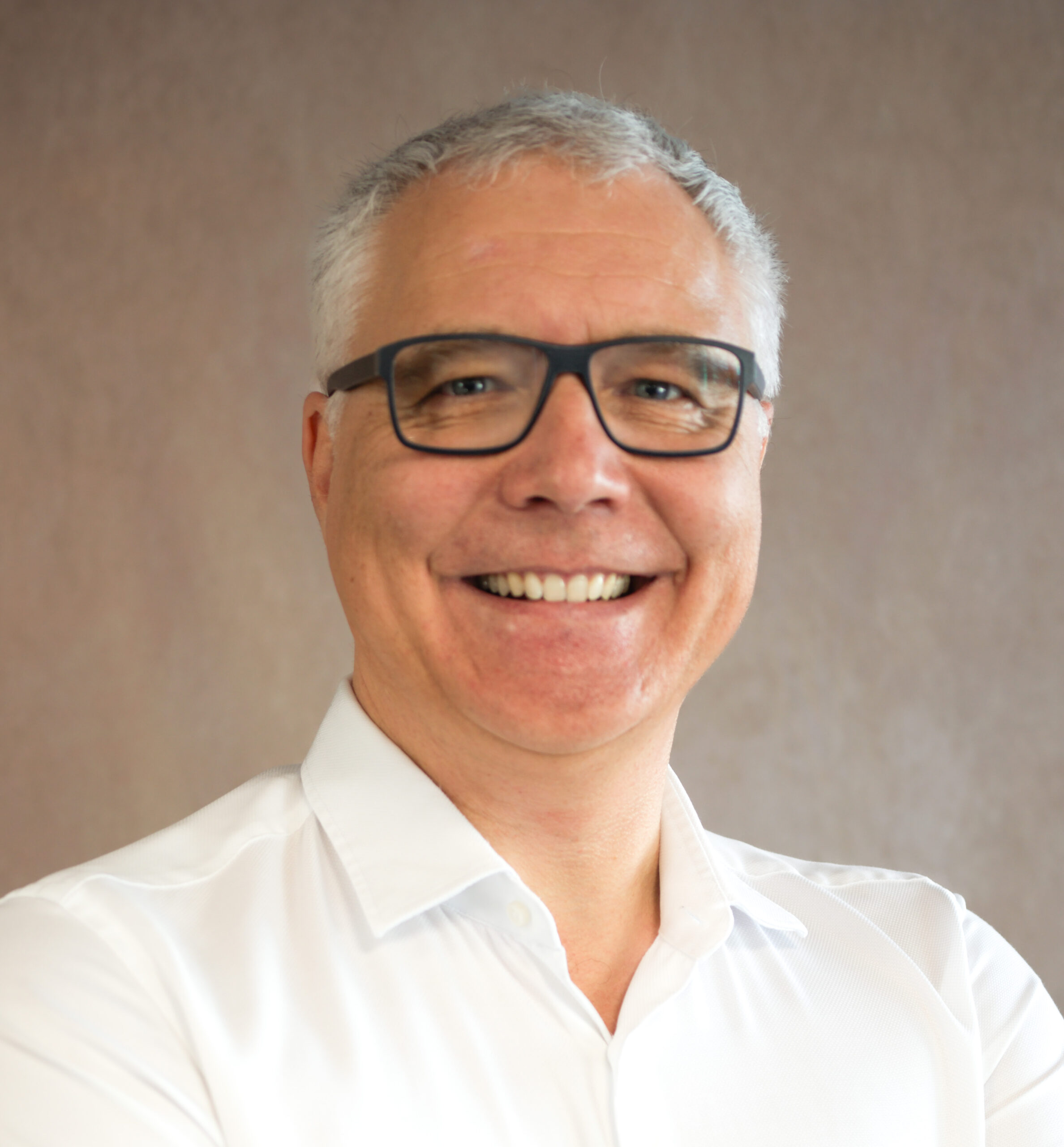 LONGEVITY TRAVEL - Beyond Vacation by Schiller Reisebüro 1 Longevity Reisen | Markus Havermann IT Pilot TUIFly scaled 1