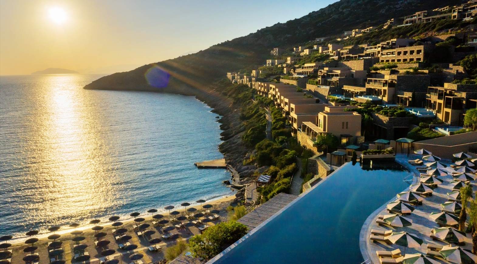 Longevity Hotel Dios Cove Pool Ausblick