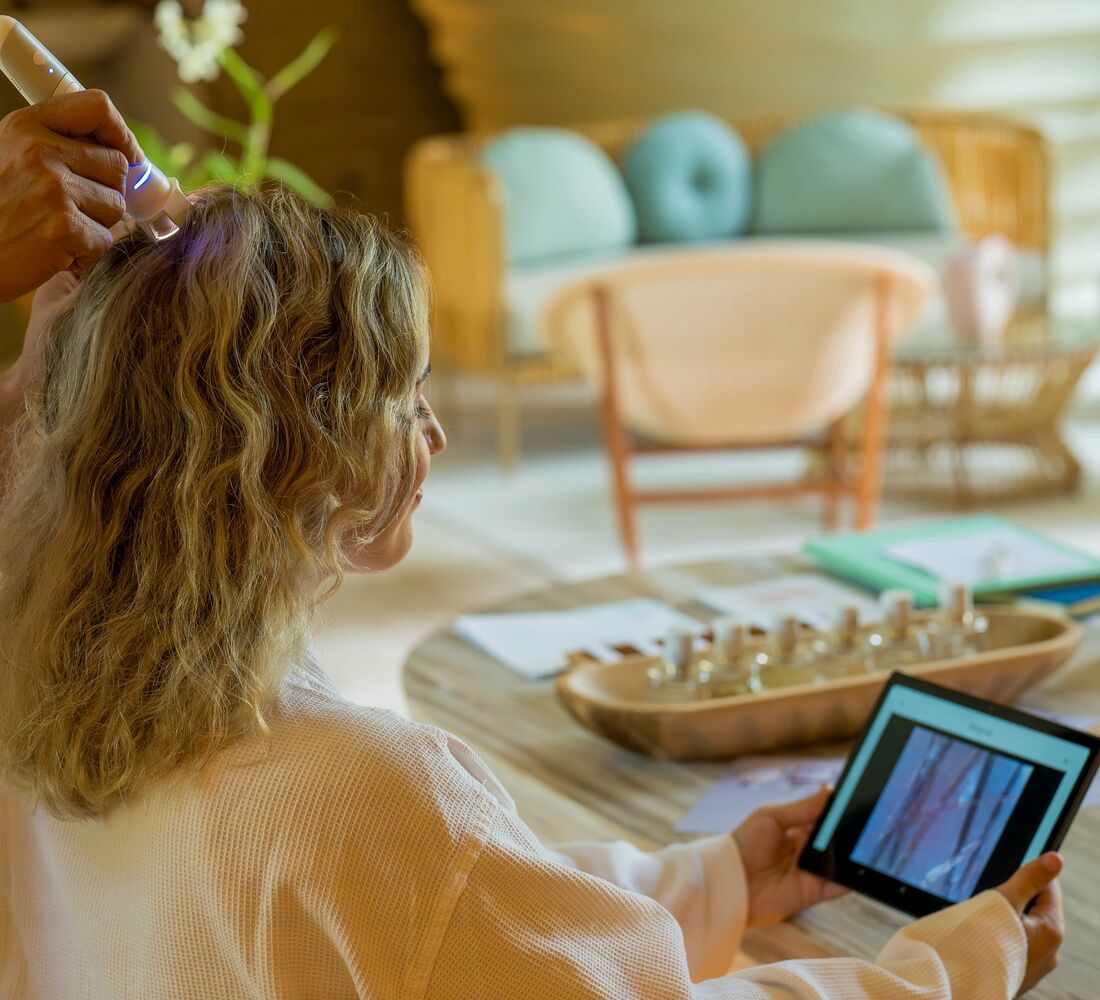 joali being | longevity reiasen JOALI BEING Hair Lab Flora Scalp Analysis