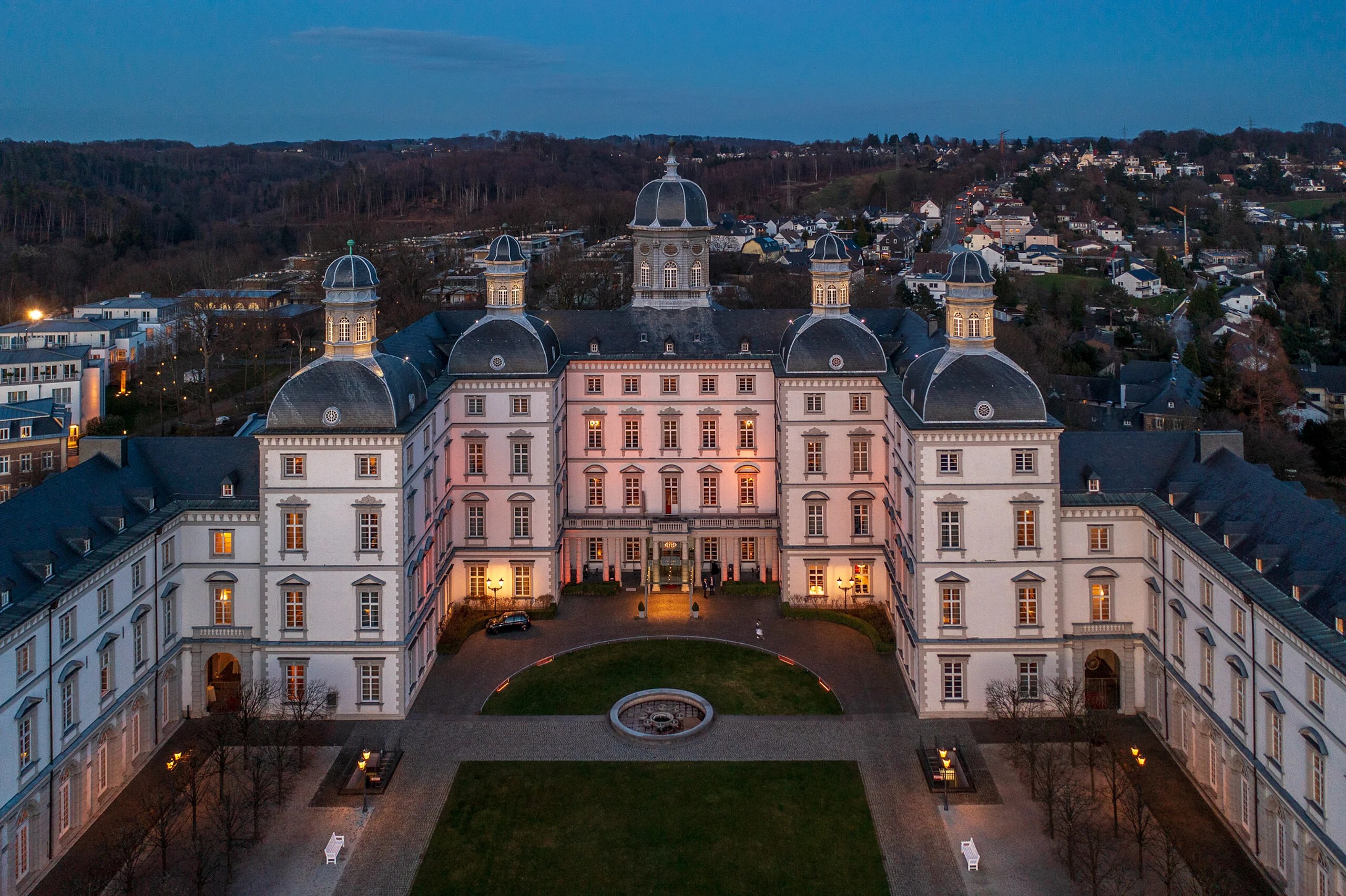 Longevity reisen Schloss Bensberg