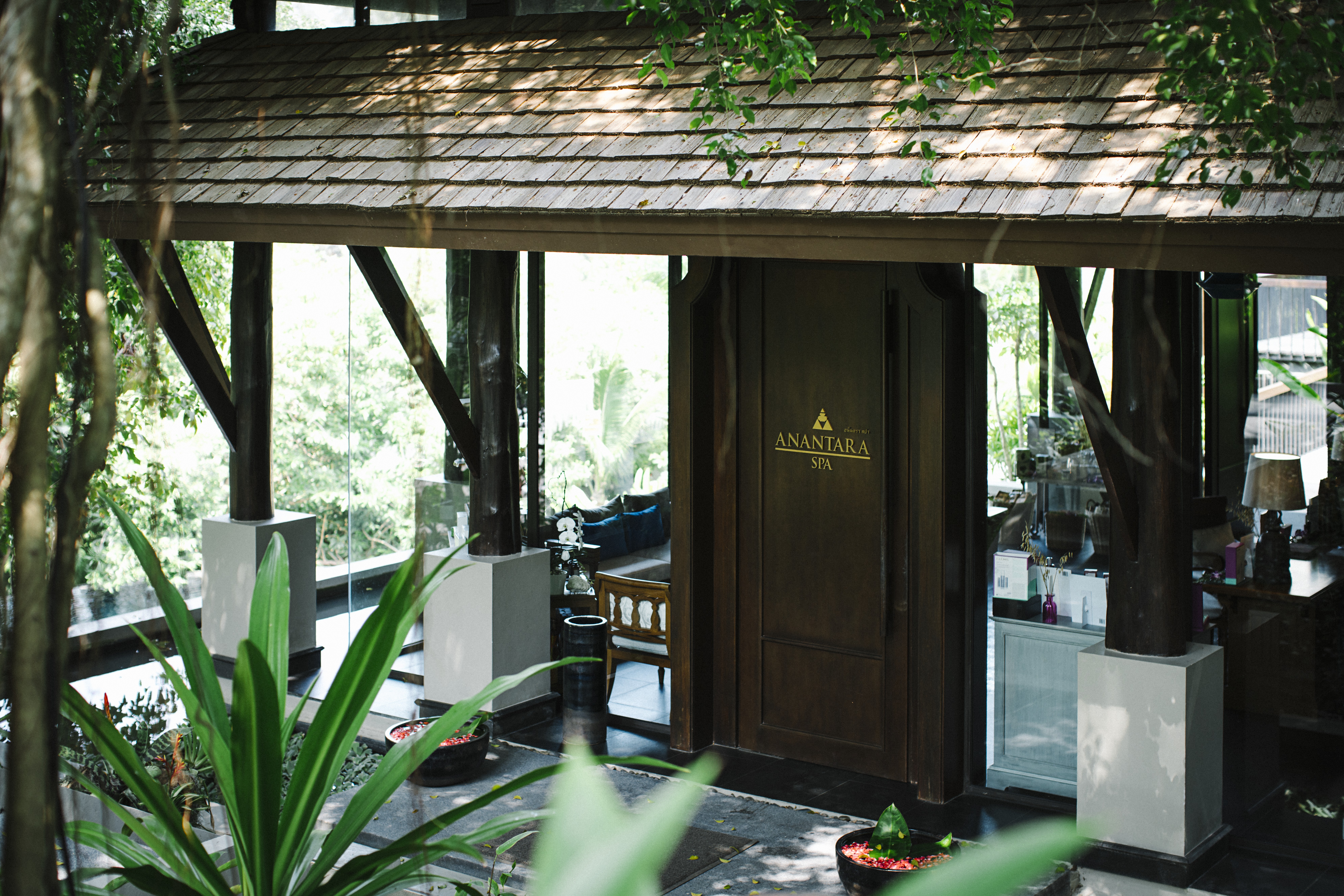 phuket | longevity travel Anantara Layan Phuket Resort Spa Lobby Entrance