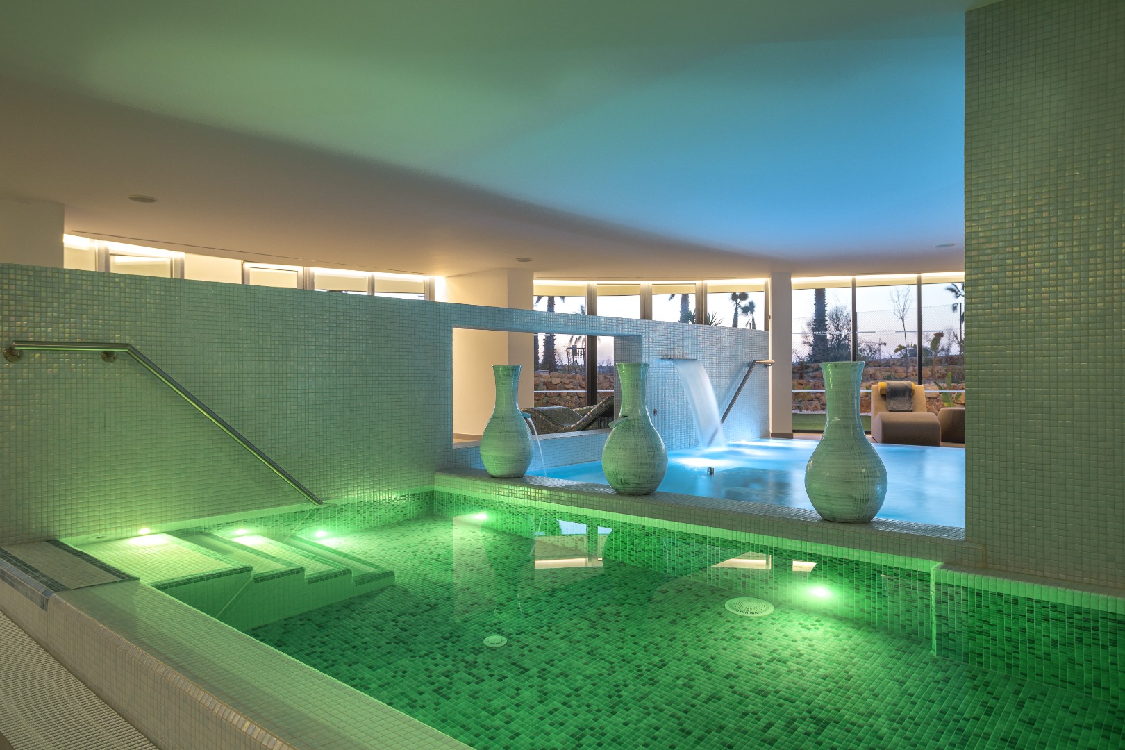 Longevity | longevity travel health algarve pool1