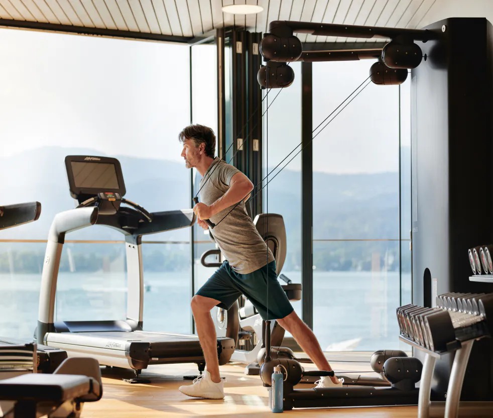 vivamayr classic | longevity travel vivamayr medizin medizinische anwendungen unsere therapien bewegungstherapie gym 1