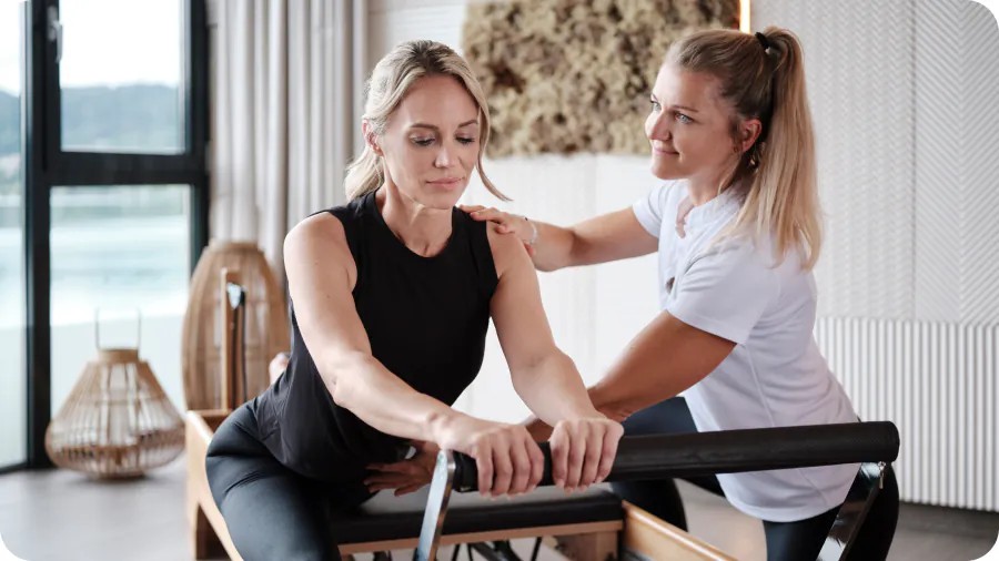 vivamayr classic | longevity travel vivamayr resort sport pilates patientin trainerin 1